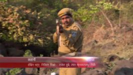 Mohi S01E14 Ayush-Mohi fall off a cliff Full Episode