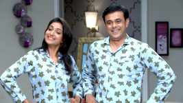 Badi Door Se Aaye Hain S01E17 Ana and Sharad's Romantic Dance Full Episode