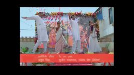 Badi Door Se Aaye Hain S01E202 Manav Gets Injured While Performing Full Episode