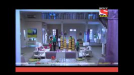 Badi Door Se Aaye Hain S01E301 Sharad Hurts Manav Full Episode