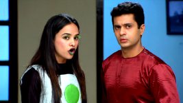 Badi Door Se Aaye Hain S01E418 Manav's Friendship Full Episode