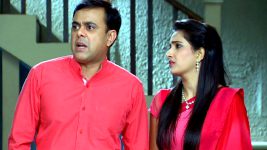 Badi Door Se Aaye Hain S01E426 Hemanth Ka Adrishya Hona Full Episode
