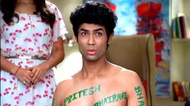Badi Door Se Aaye Hain S01E427 Tablecloth Ke Ander Ka Raaz Full Episode