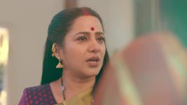 Adhe Kangal S01E64 Ansh Saves Priya Full Episode