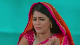 Krishna Chali London S01E51 Radhey Falls from the Terrace! Full Episode
