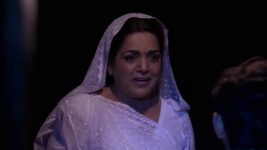Yeh Hai Mohabbatein S38E06 Aditya Pulls Out A Gun! Full Episode