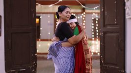Aboli (star pravah) S01E233 Rama Apologises to Aboli Full Episode