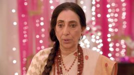 Adhe Kangal S01E28 Guruma Warns the Family Full Episode