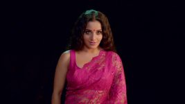 Adhe Kangal S01E311 Mohini Is Back Full Episode