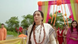 Adhe Kangal S01E50 Gurumaatha in Trouble Full Episode