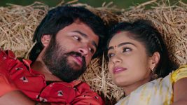 Care of Anasuya S01 E650 Rayudu, Shivani's Romantic Time
