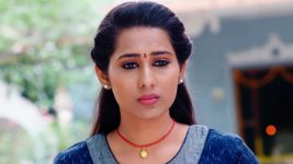 Care of Anasuya S01E168 Pavani Is in for a Shock Full Episode