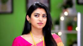 Deivam Thantha Poove S01E103 9th April 2022 Full Episode