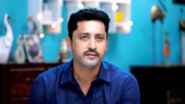 Deivam Thantha Poove S01E105 12th April 2022 Full Episode