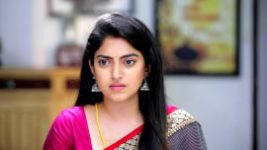 Deivam Thantha Poove S01E107 15th April 2022 Full Episode