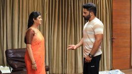 Eeramaana Rojaave S02E81 Kavya Realises Her Mistake Full Episode