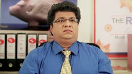 Ga Sahajani S01E19 Why Is Dhabadgaonkar Worried? Full Episode