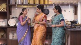 Goth S01E13 Deepti, Sulekha Plot Together Full Episode