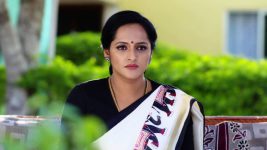 Guppedantha Manasu S01E11 Jagathi to Help Vasudhara Full Episode