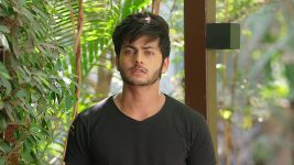 Hero Gayab Mode On S01E114 Veer Arrives At The Camp Full Episode