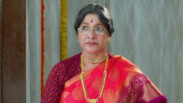Intiki Deepam Illalu ( Telugu) S01E37 Rathnaprabha Loses Her Cool Full Episode
