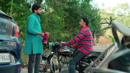 Kalisi Unte Kaladu Sukham S01E18 Charan's Kind Gesture Full Episode