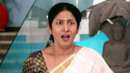 Kanulu Moosina Neevaye S01E77 Bhadravathi Is in for a Shock Full Episode