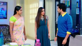 Karthika Deepam S01E1102 Karthik's Firm Call Full Episode