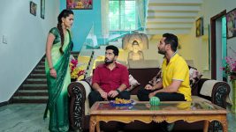 Karthika Deepam S01E1474 Mounitha in a Tight Spot Full Episode