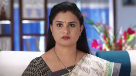 Karthika Deepam S01E960 A Shocker for Sujatha Full Episode