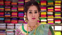 Krishnaveni S01E104 Indrani's Smart Move Full Episode