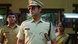 Lagnachi Bedi S01E12 Raghav Arrives in Nandgaon Full Episode