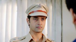 Lagnachi Bedi S01E131 Raghav Visits Sindhu's College Full Episode