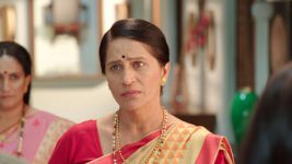 Lagnachi Bedi S01E136 Rukmani Creates a Fuss Full Episode