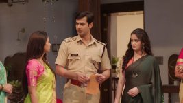 Lagnachi Bedi S01E174 Raghav Assures the Ratnaparkhis Full Episode