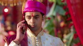 Lagnachi Bedi S01E28 Raghav's Emergency Call! Full Episode