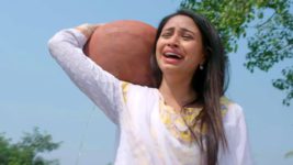 Lagnachi Bedi S01E37 Sindhu Conducts Janardan's Last Rites Full Episode