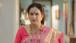 Lagnachi Bedi S01E77 Rajshri Stands Her Ground Full Episode