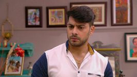 Mere Angne Mein S09E18 Has Shivam Taken to Smoking? Full Episode
