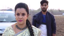 Mouna Raagam (Telugu) S01E118 Nandini Thrashes Chakri Full Episode