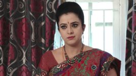 Mouna Raagam (Telugu) S01E122 Nandini Pressurises Chakri Full Episode