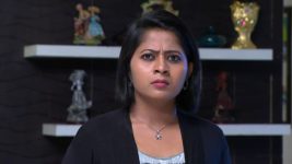 Neelakuyil S01E205 Swathi Confronts Rani Full Episode