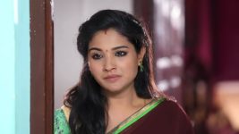 Nenjam Marapathillai S01E158 Vikram and Saranya at Odds Full Episode