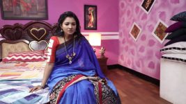 Nenjam Marapathillai S01E202 Saranya Tries to Kill Herself Full Episode