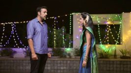Nenjam Marapathillai S01E25 Sathya Proposes to Vikram Full Episode
