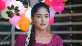 Paaru S01E688 4th August 2021 Full Episode