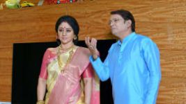 Paaru S01E689 4th August 2021 Full Episode