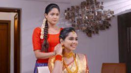 Paaru S01E697 12th August 2021 Full Episode