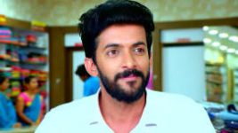 Paaru S01E807 19th January 2022 Full Episode