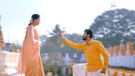 Paaru S01E818 3rd February 2022 Full Episode